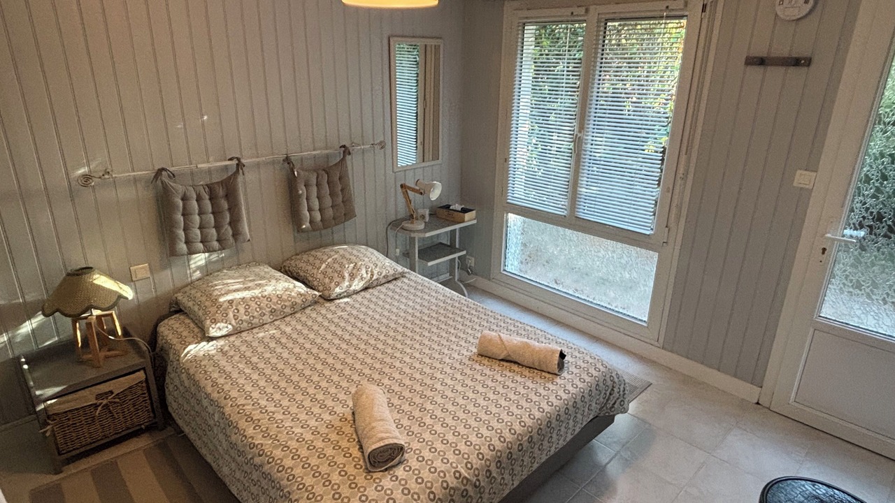 Photo of Bedroom in Saint-Marc-sur-Mer