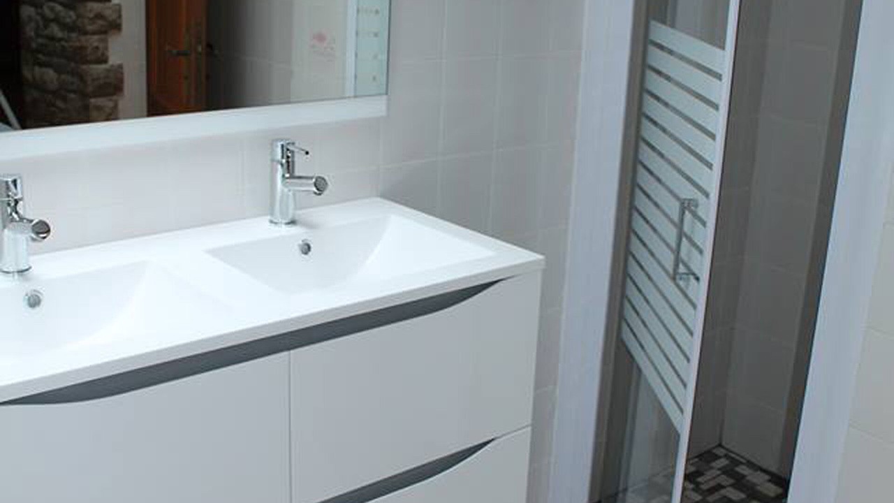 Photo of Bathroom in Megrit