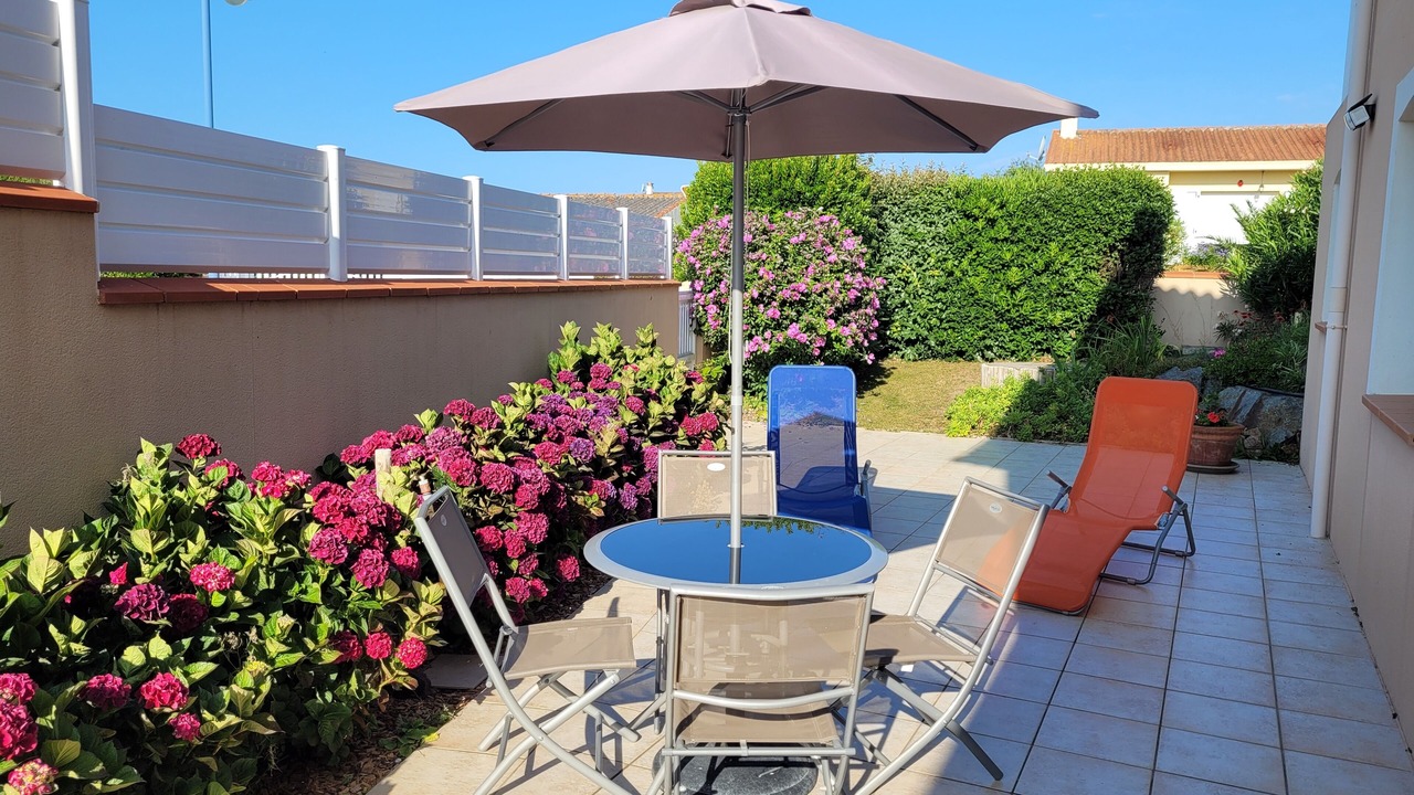 Photo of Outdoor in Brem Sur Mer