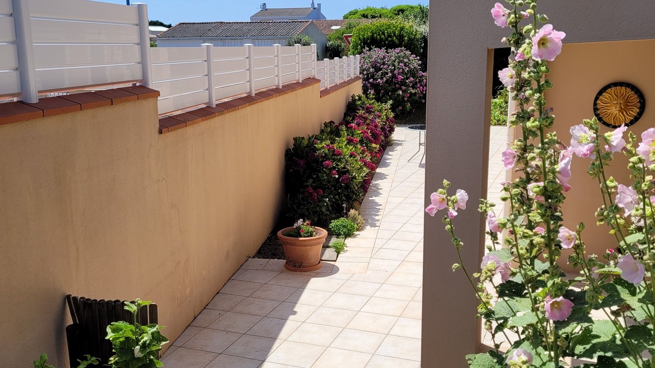 Photo of Outdoor in Brem Sur Mer