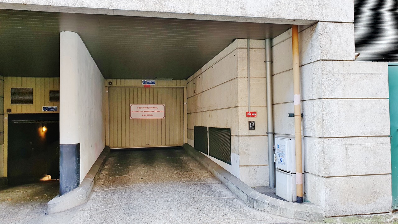 Photo of Outdoor in Amidonniers - Caffarelli