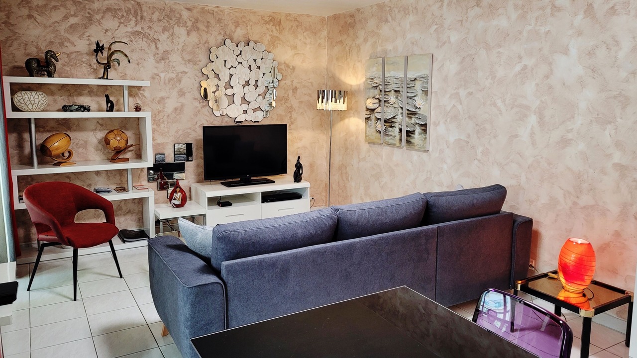 Photo of Livingroom in Amidonniers - Caffarelli