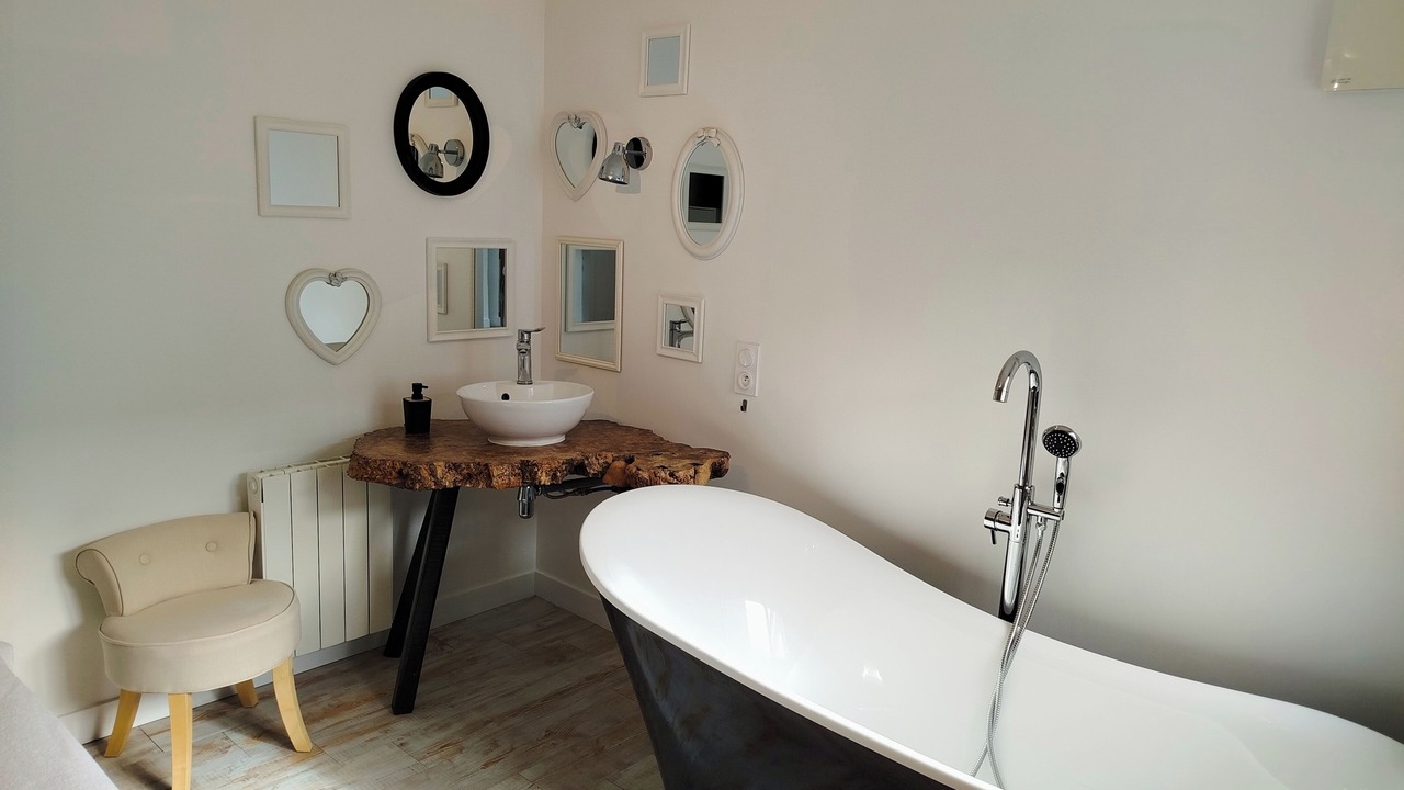 Photo of Bathroom in Saint-Gilles-Croix-de-Vie