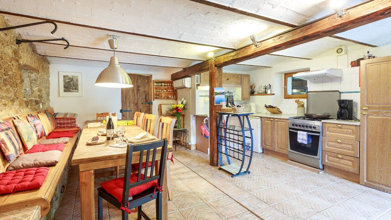 Photo of Kitchen in Saint-Pierre-d'Entremont