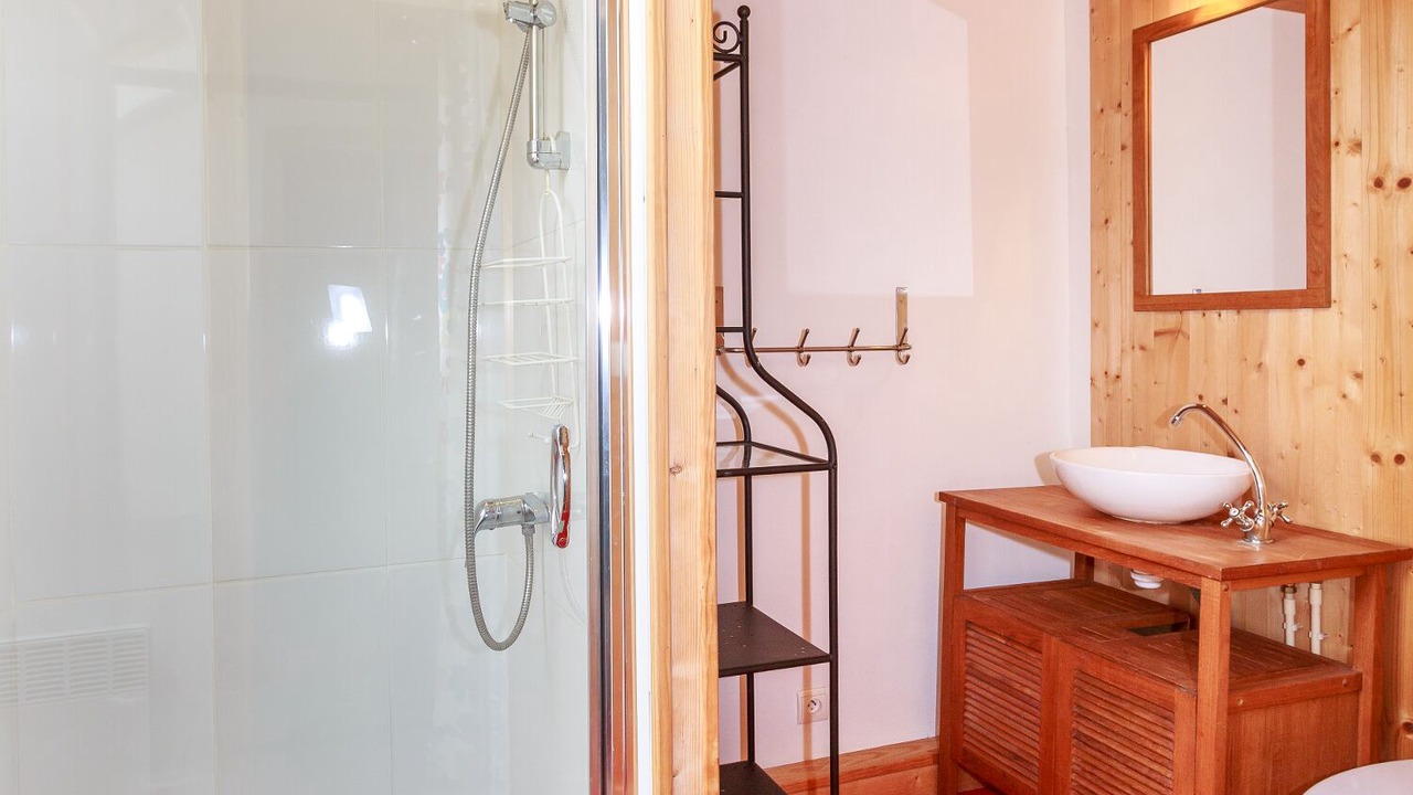 Photo of Bathroom in Saint-Pierre-d'Entremont