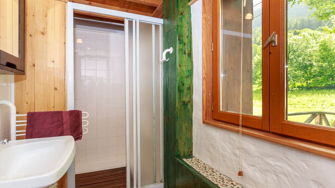 Photo of Bathroom in Saint-Pierre-d'Entremont