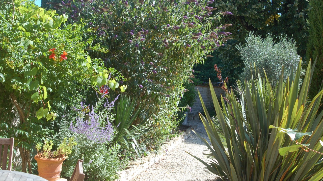 Photo of Outdoor in Fontenille-Saint-Martin-d'Entraigues