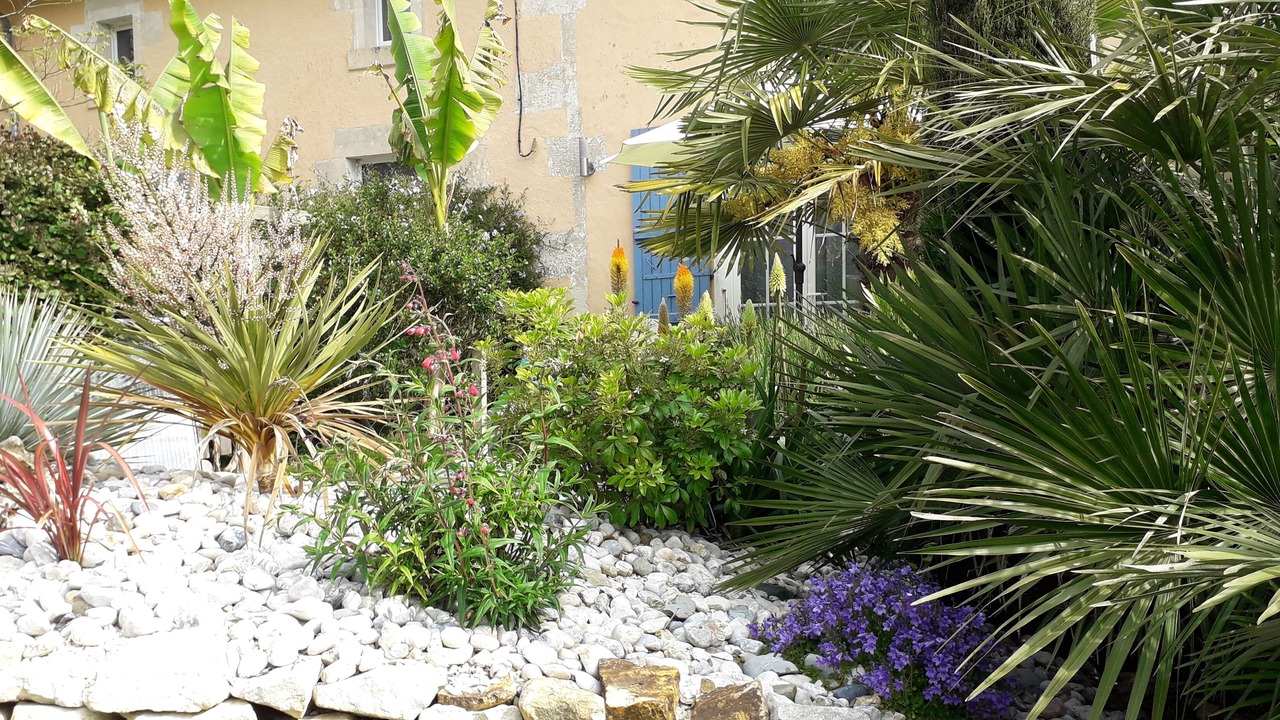 Photo of Outdoor in Fontenille-Saint-Martin-d'Entraigues