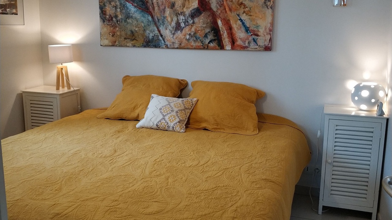 Photo of Bedroom in Cleder