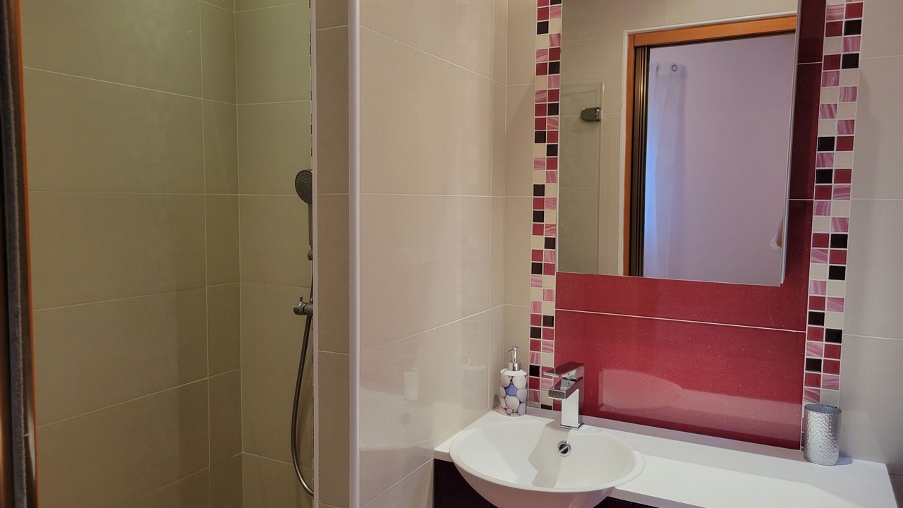 Photo of Bathroom in Saint-Crepin-et-Carlucet