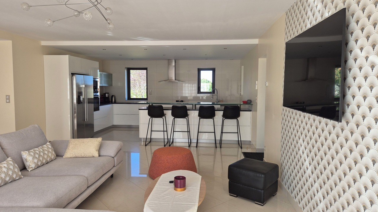 Photo of Livingroom in Saint-Crepin-et-Carlucet