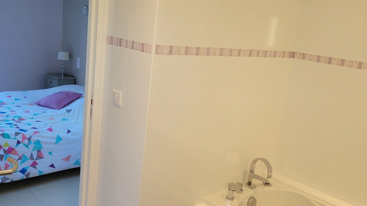 Photo of Bathroom in Saint-Crepin-et-Carlucet