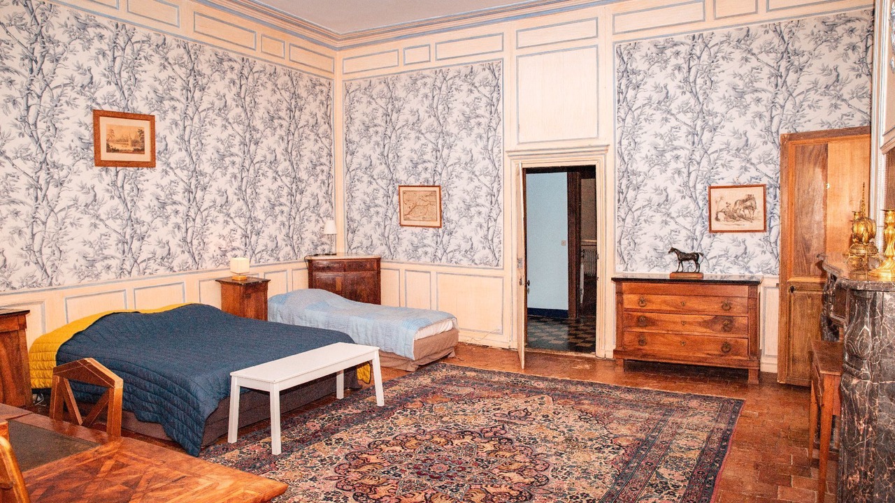Photo of Bedroom in Longuefuye