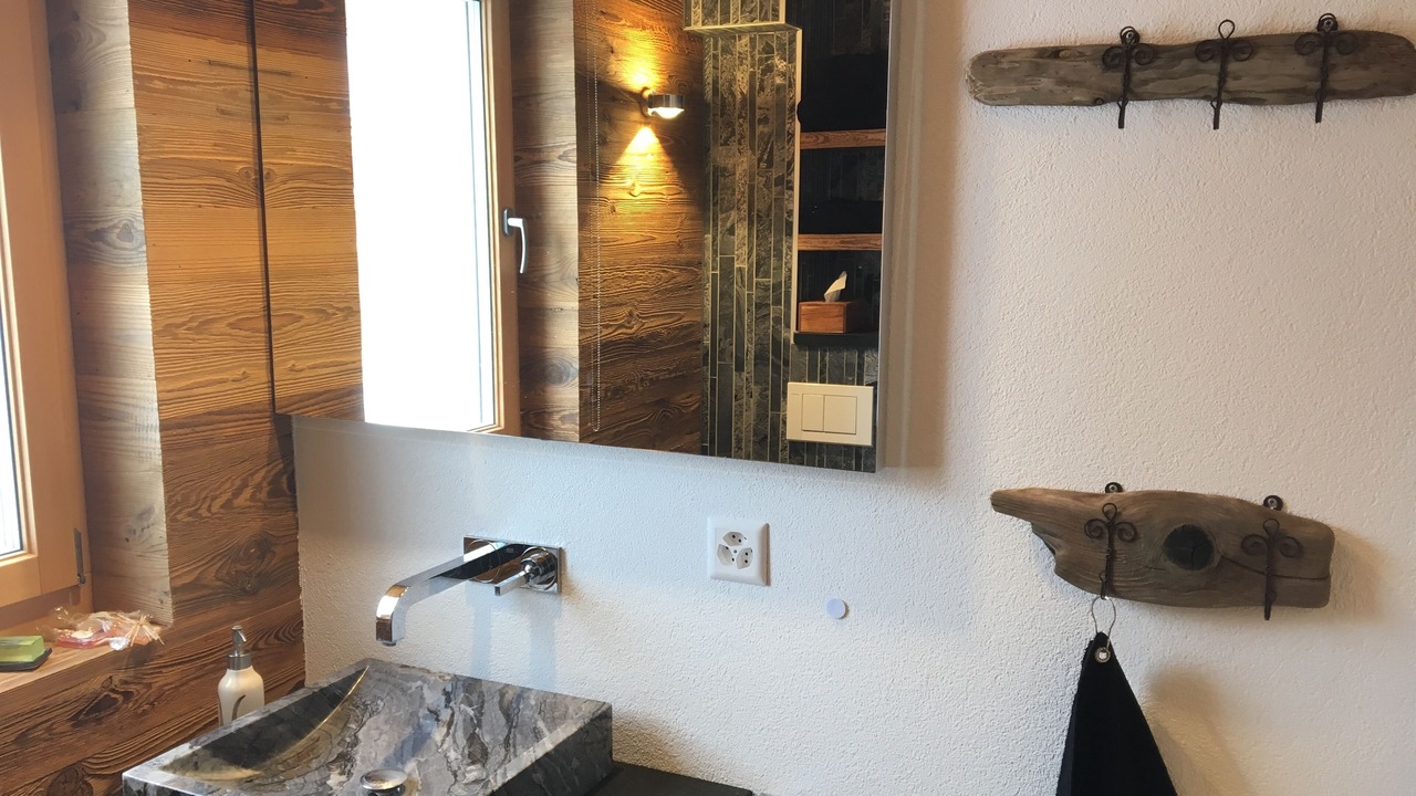 Photo of Bathroom in Heremence