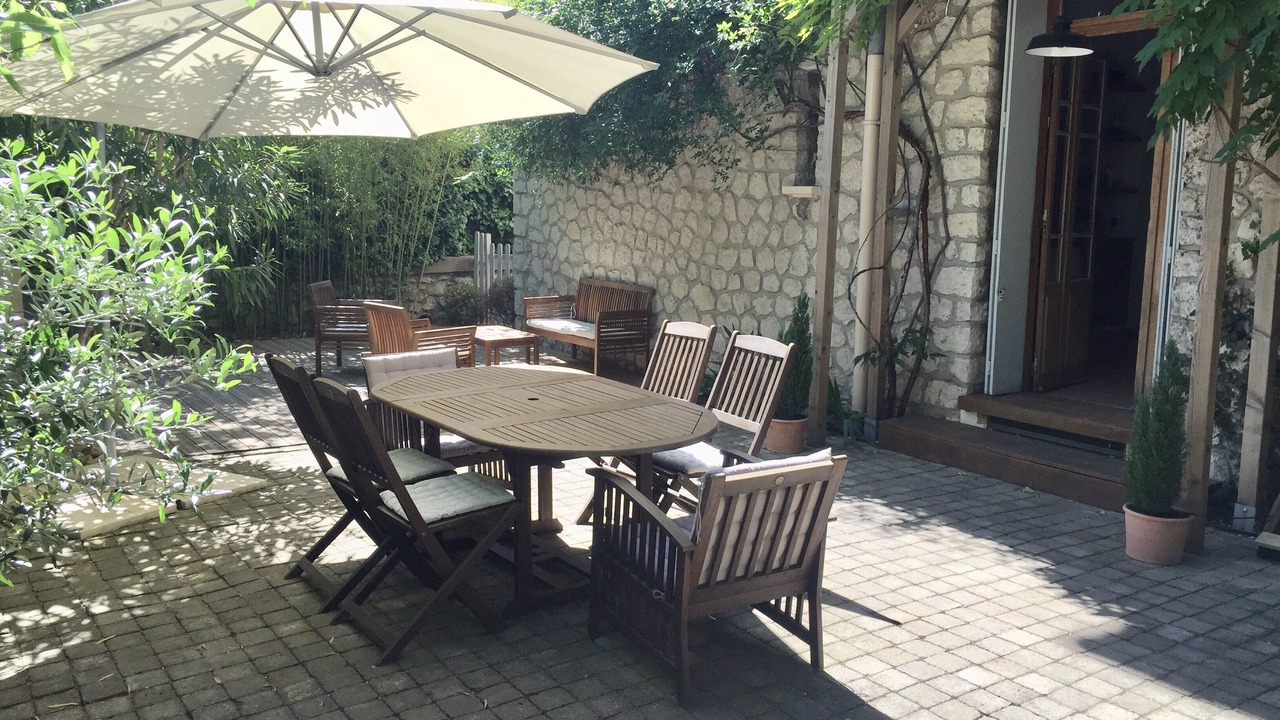 Photo of Outdoor in Les Arceaux