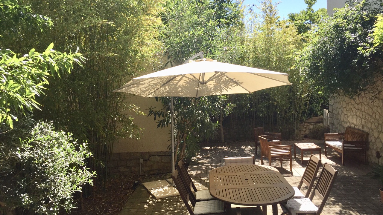 Photo of Outdoor in Les Arceaux