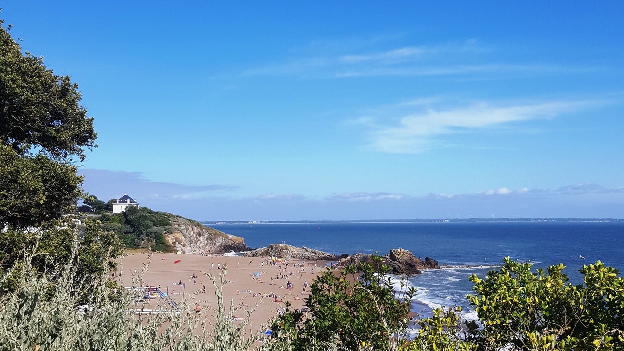 Photo of Others in Saint-Marc-sur-Mer