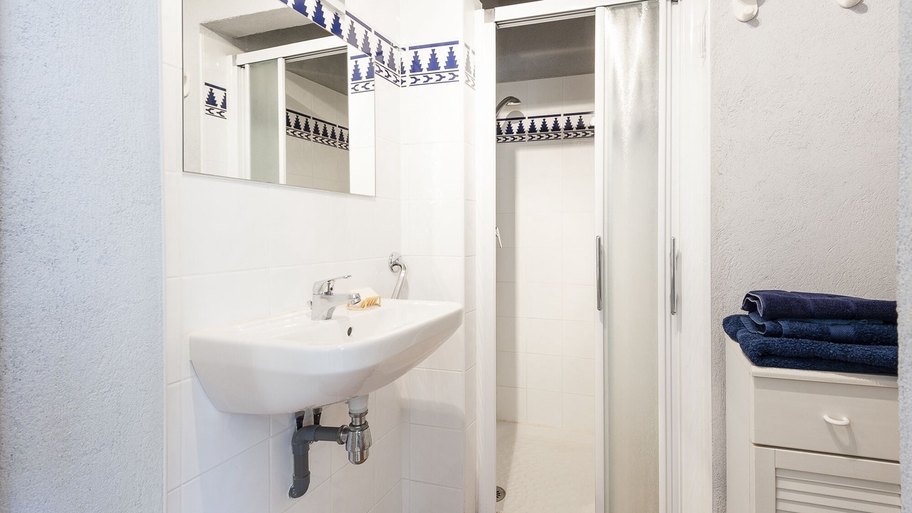 Photo of Bathroom in Aigues-Mortes