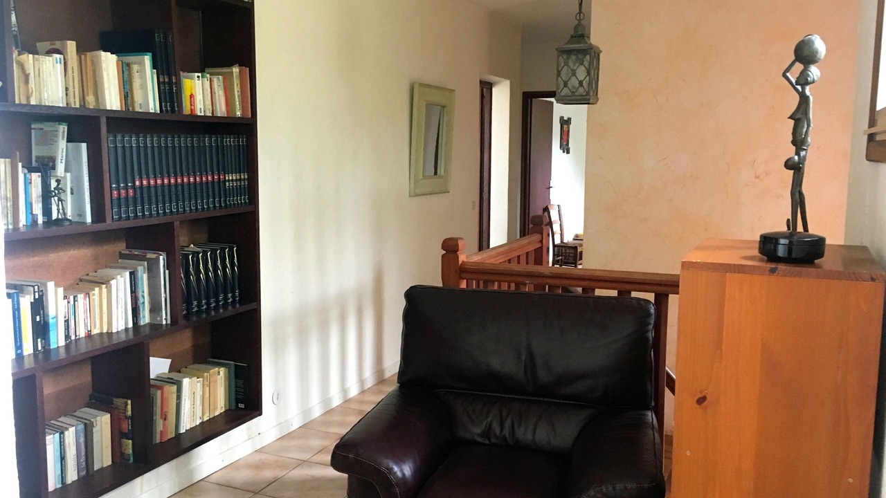 Photo of Others in Pinet