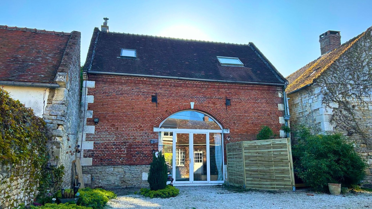 Photo of Outdoor in Pronleroy