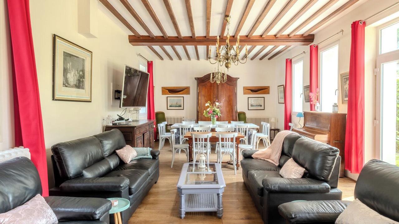 Photo of Livingroom in Fecamp Caux Littoral Agglomeration