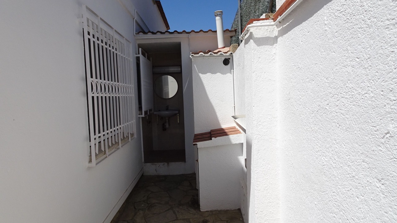 Photo of Outdoor in Clara