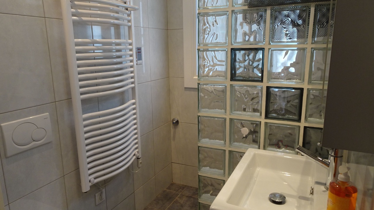 Photo of Bathroom in Clara