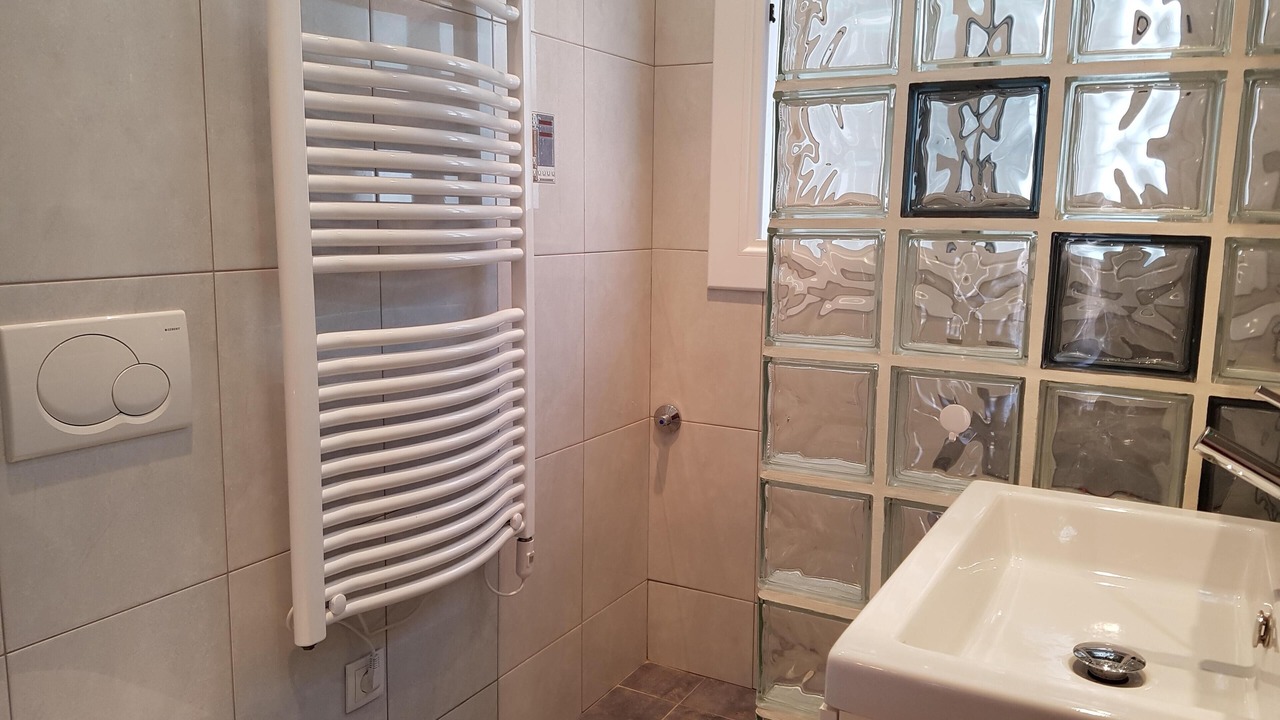 Photo of Bathroom in Clara