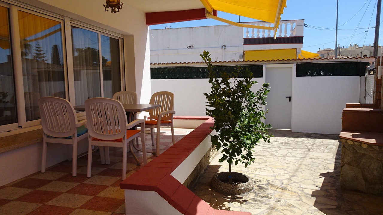 Photo of Outdoor in Clara