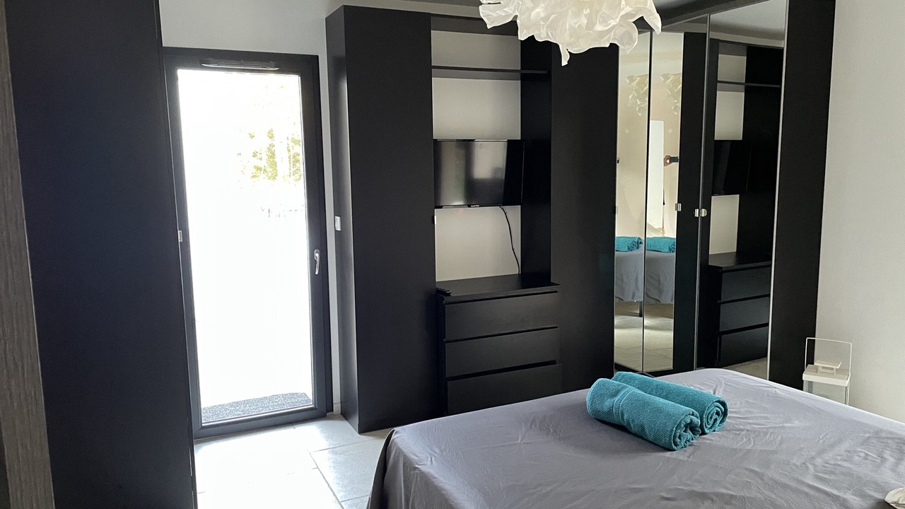 Photo of Bedroom in Labastide-de-Virac