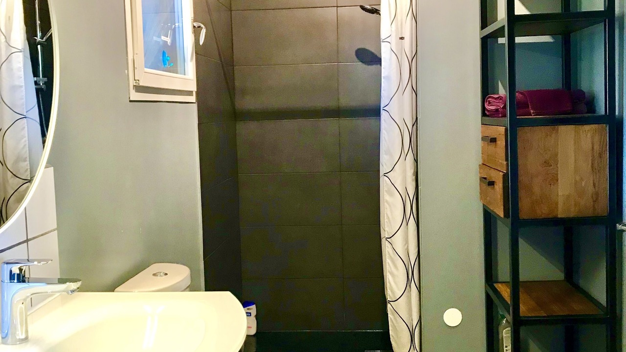 Photo of Bathroom in Le Vigan