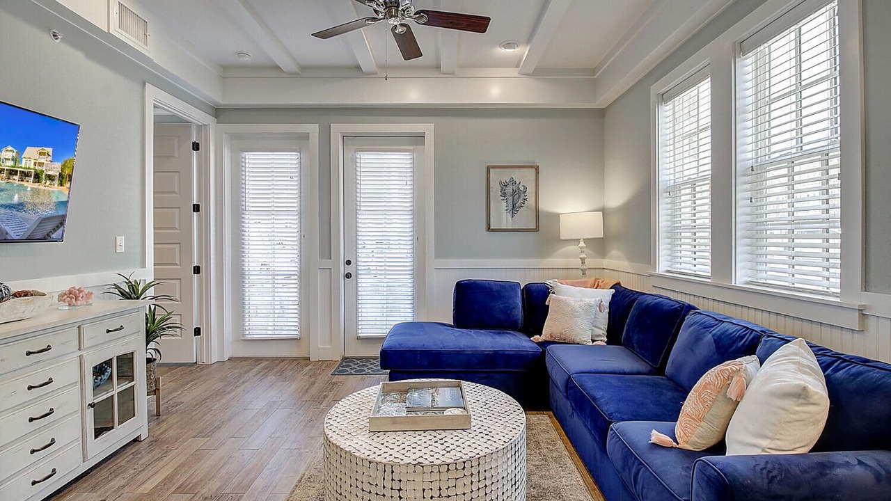 Photo of Livingroom in Cinnamon Shore