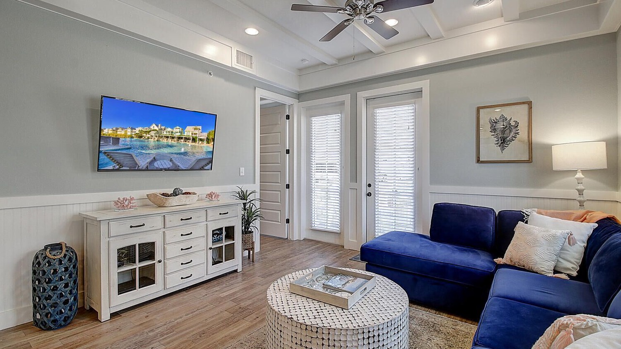 Photo of Livingroom in Cinnamon Shore