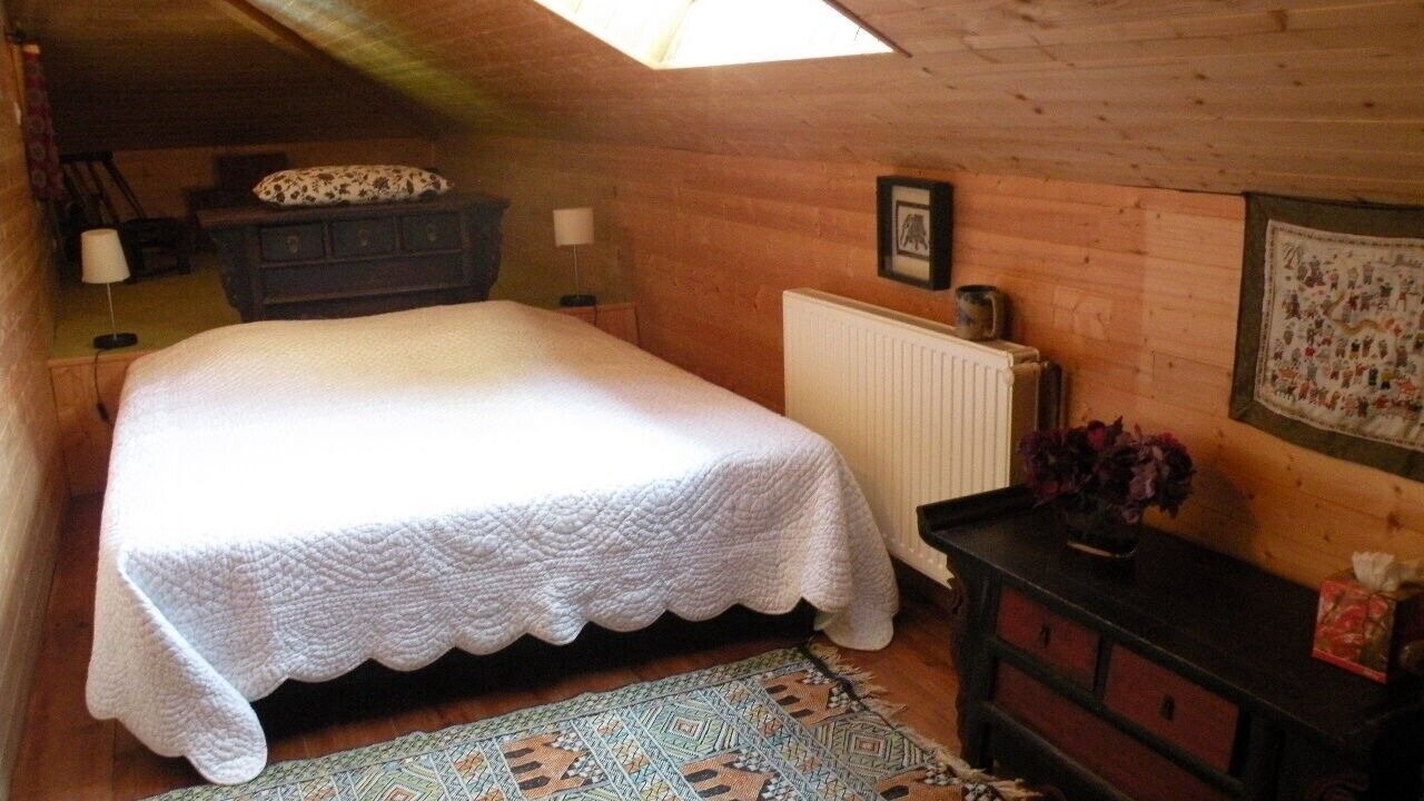 Photo of Bedroom in Theys