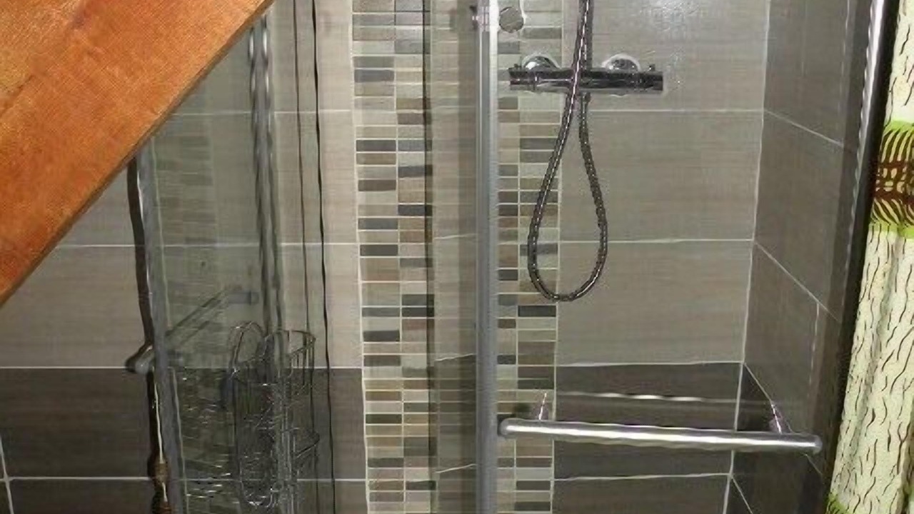 Photo of Bathroom in Theys