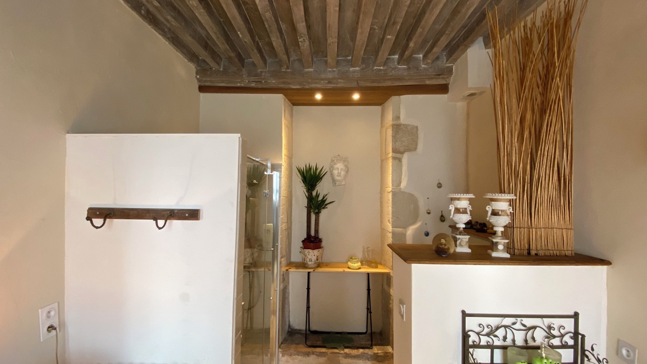 Photo of Others in Avallon