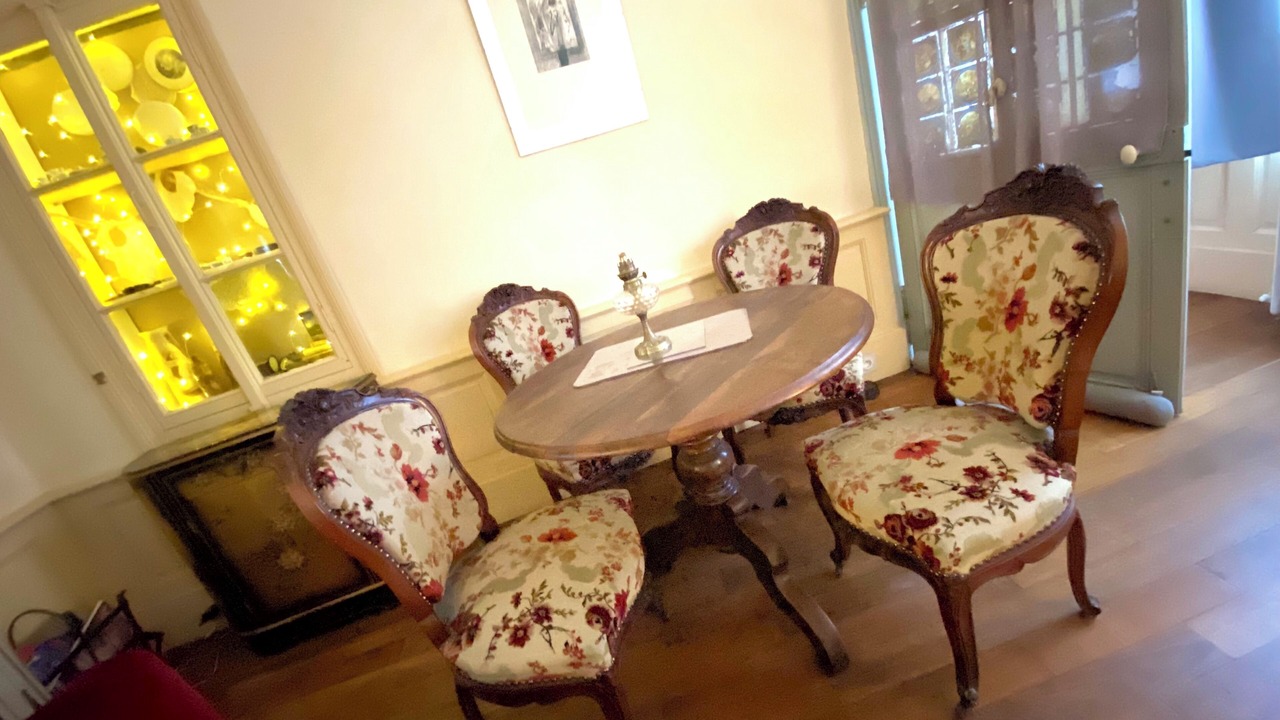 Photo of Others in Avallon