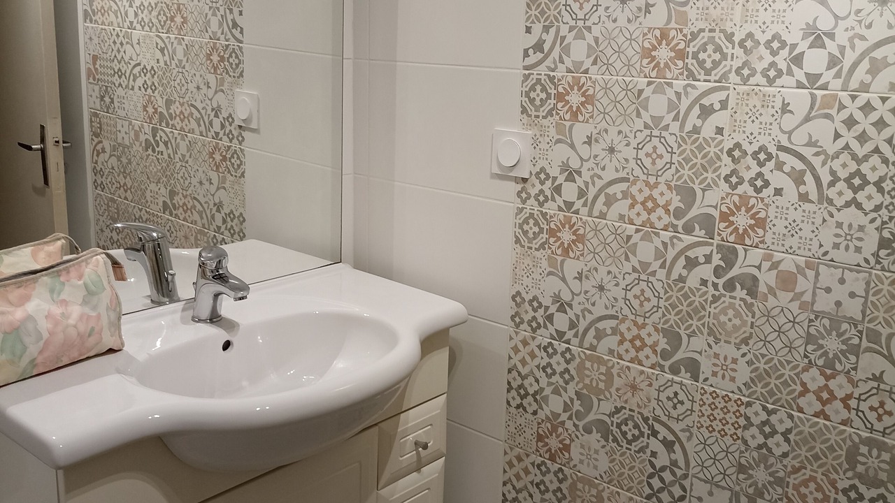 Photo of Bathroom in Les Moutiers-en-Retz
