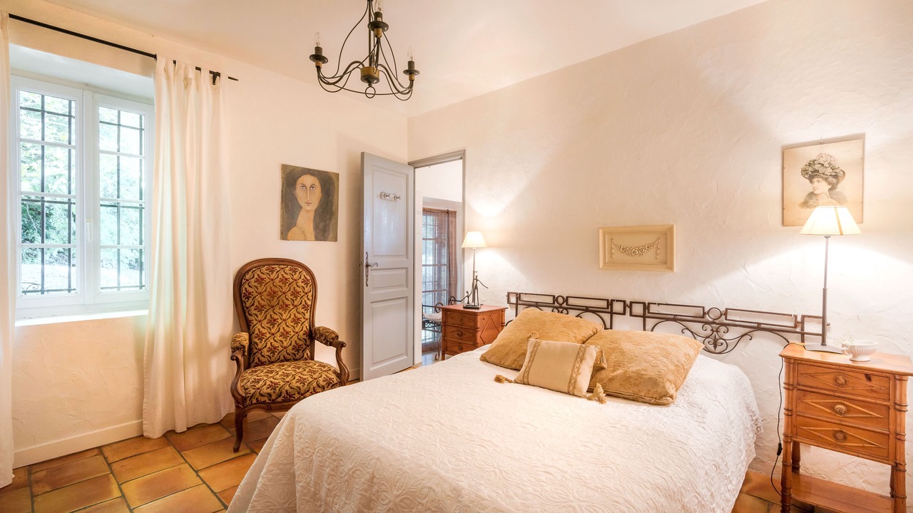 Photo of Bedroom in Saint-Montan