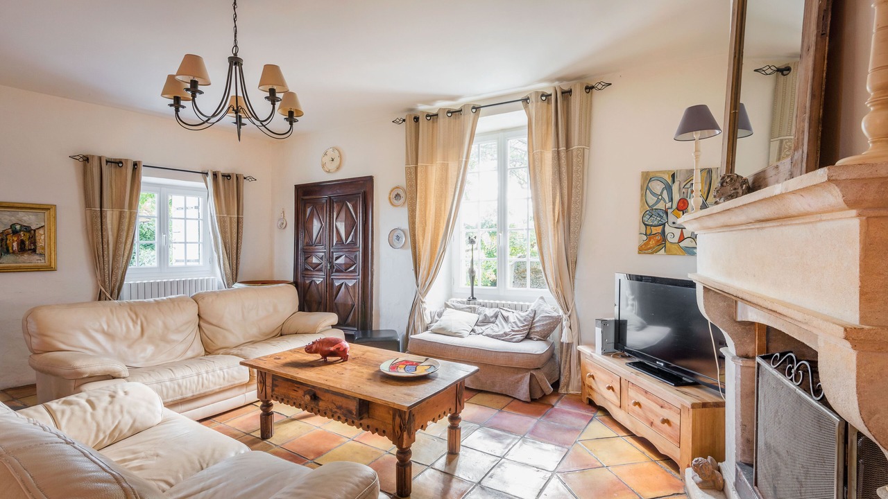 Photo of Livingroom in Saint-Montan
