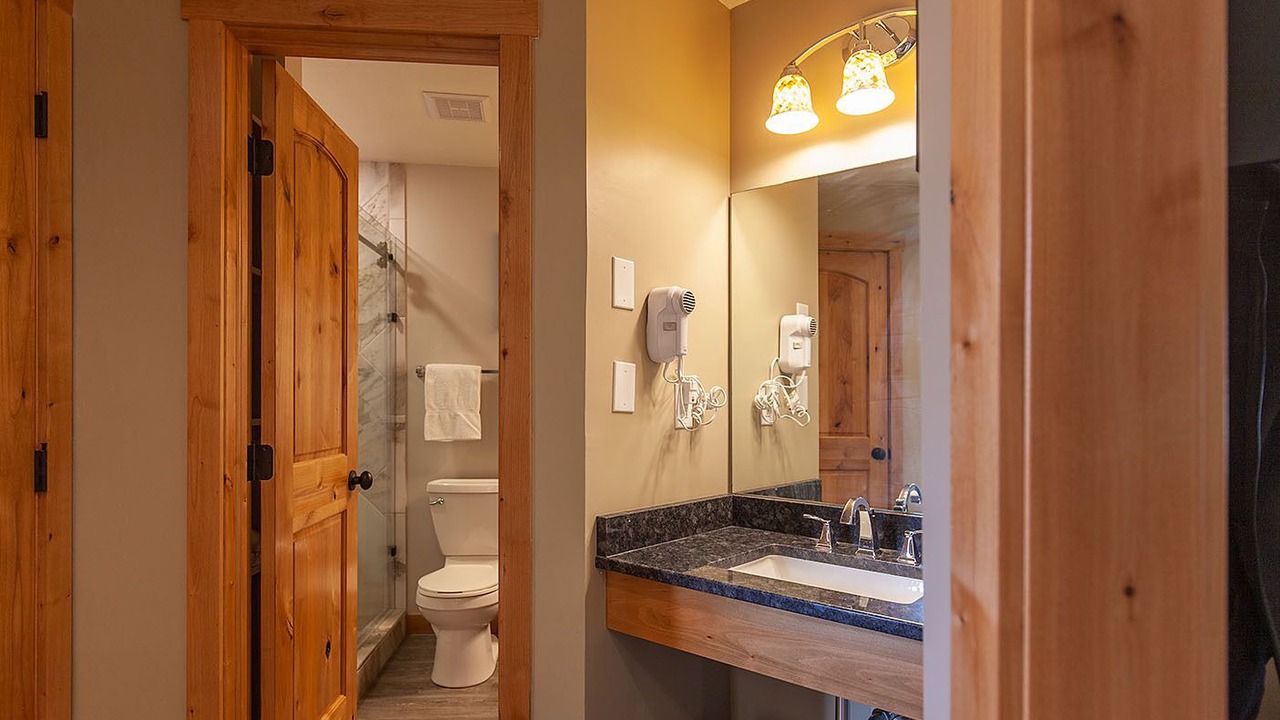 Photo of Bathroom in Copper Mountain Village