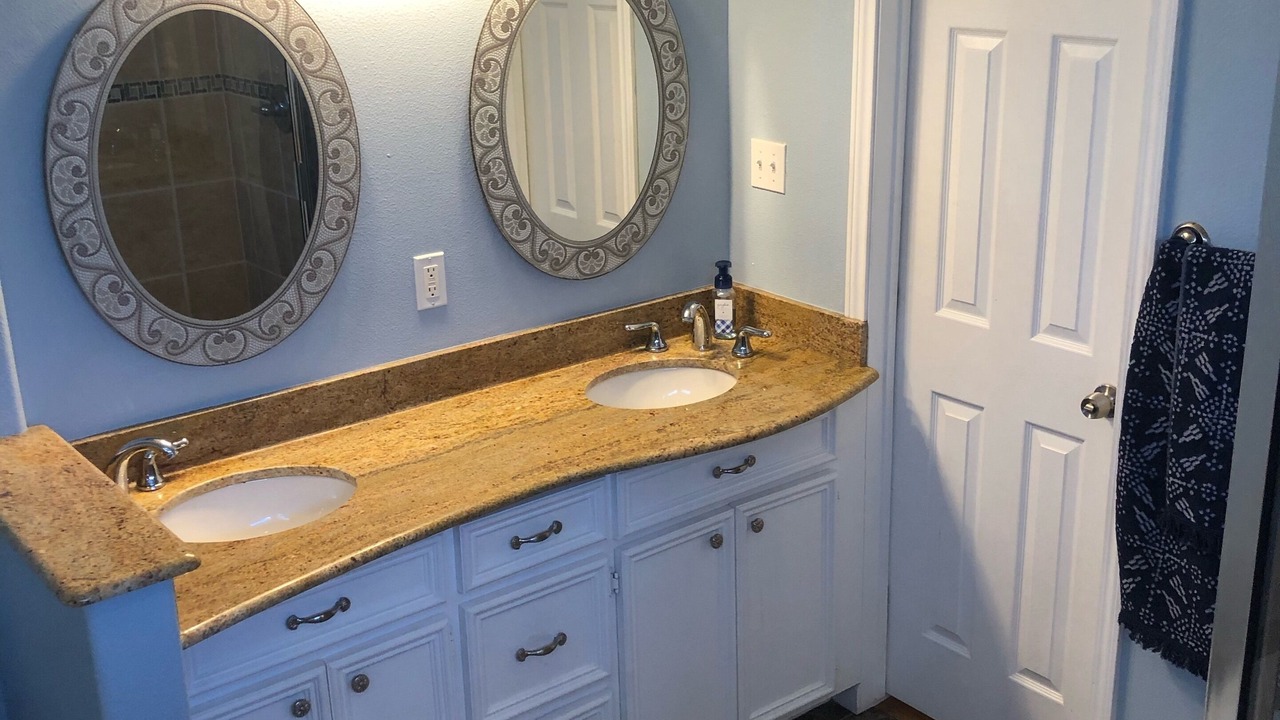 Photo of Bathroom in Galveston