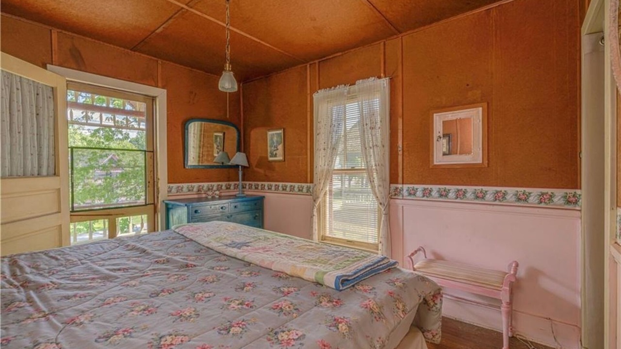 Photo of Bedroom in Thousand Island Park