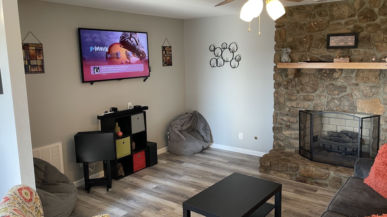 Photo of Livingroom in Bedford