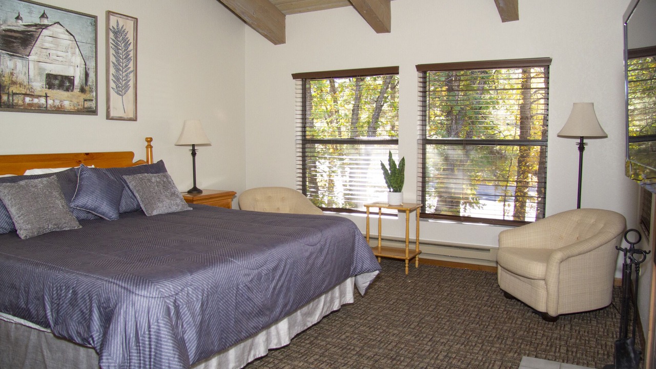 Photo of Bedroom in Pinetop