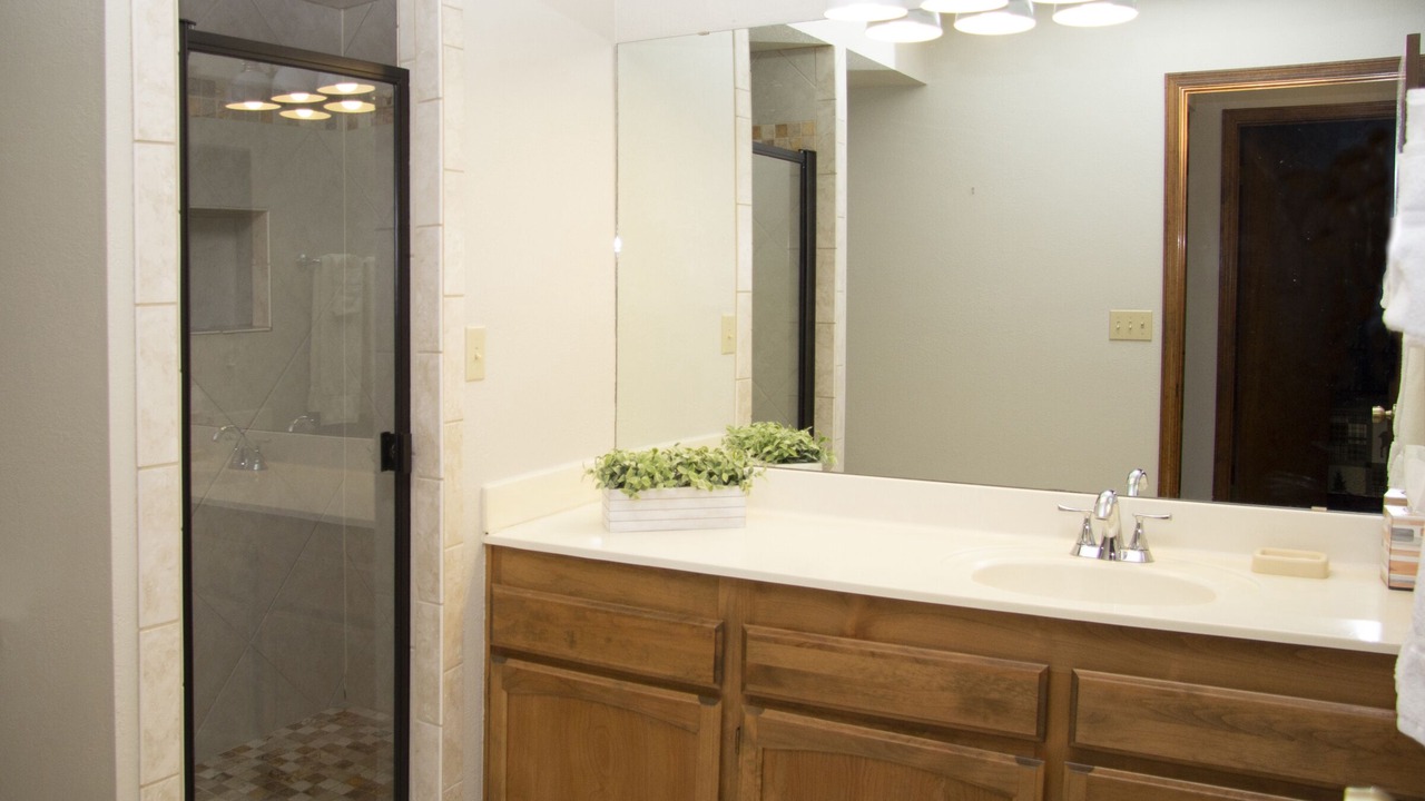 Photo of Bathroom in Pinetop