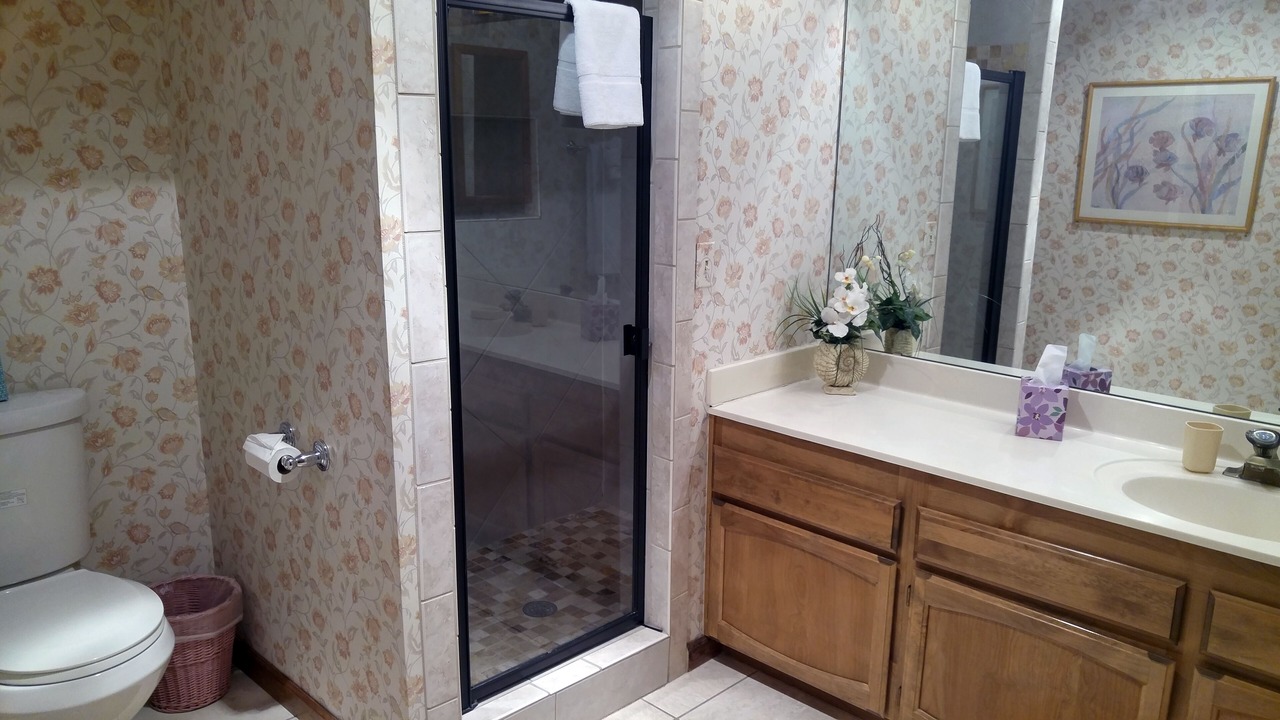 Photo of Bathroom in Pinetop