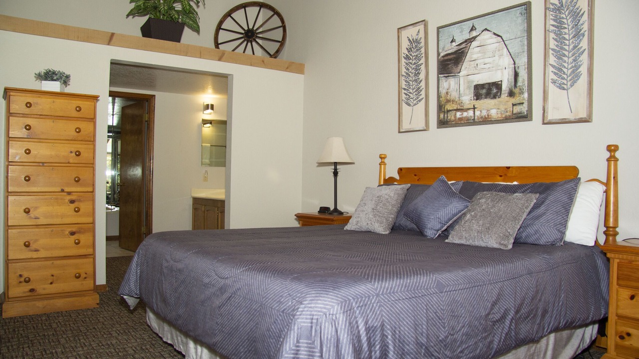 Photo of Bedroom in Pinetop