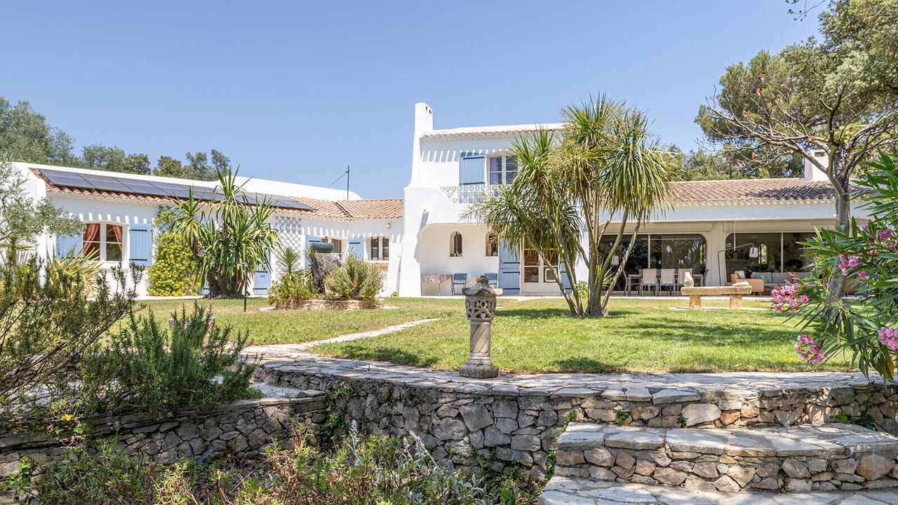 Photo of Outdoor in Bellegarde