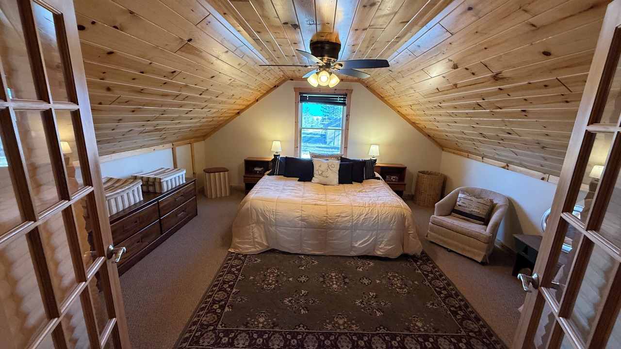 Photo of Bedroom in Grand Marais